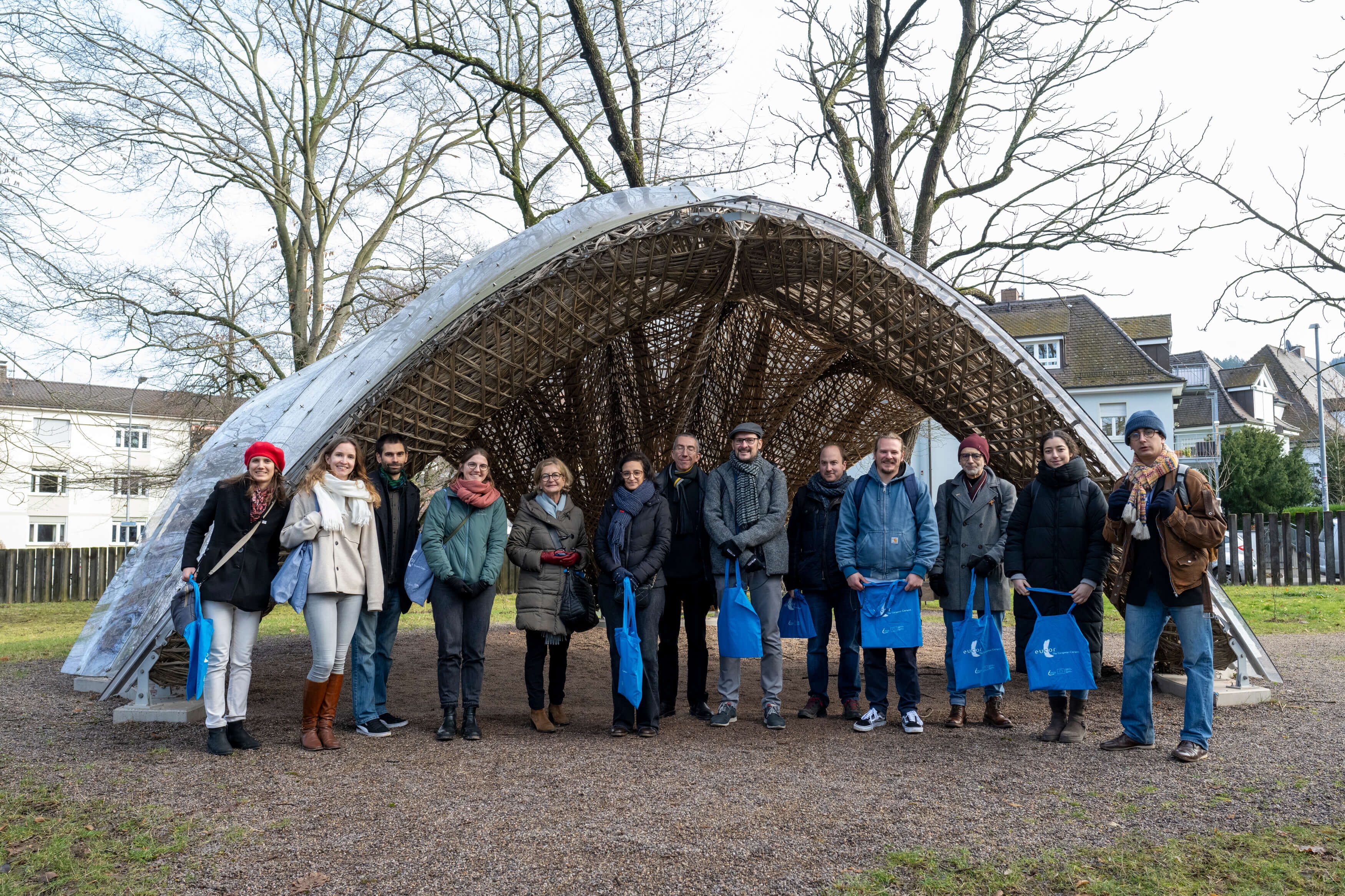 Gruppe der Teilnehemenden am Personalaustausch Rund 15 Personen aus Deutschland und Frankreich nahmen am Personalaustausch teil