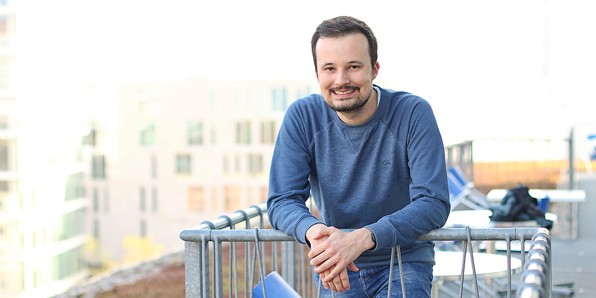 MoritzFaist_Credits_SandraMeyndt_WEB Portrait Moritz Faist