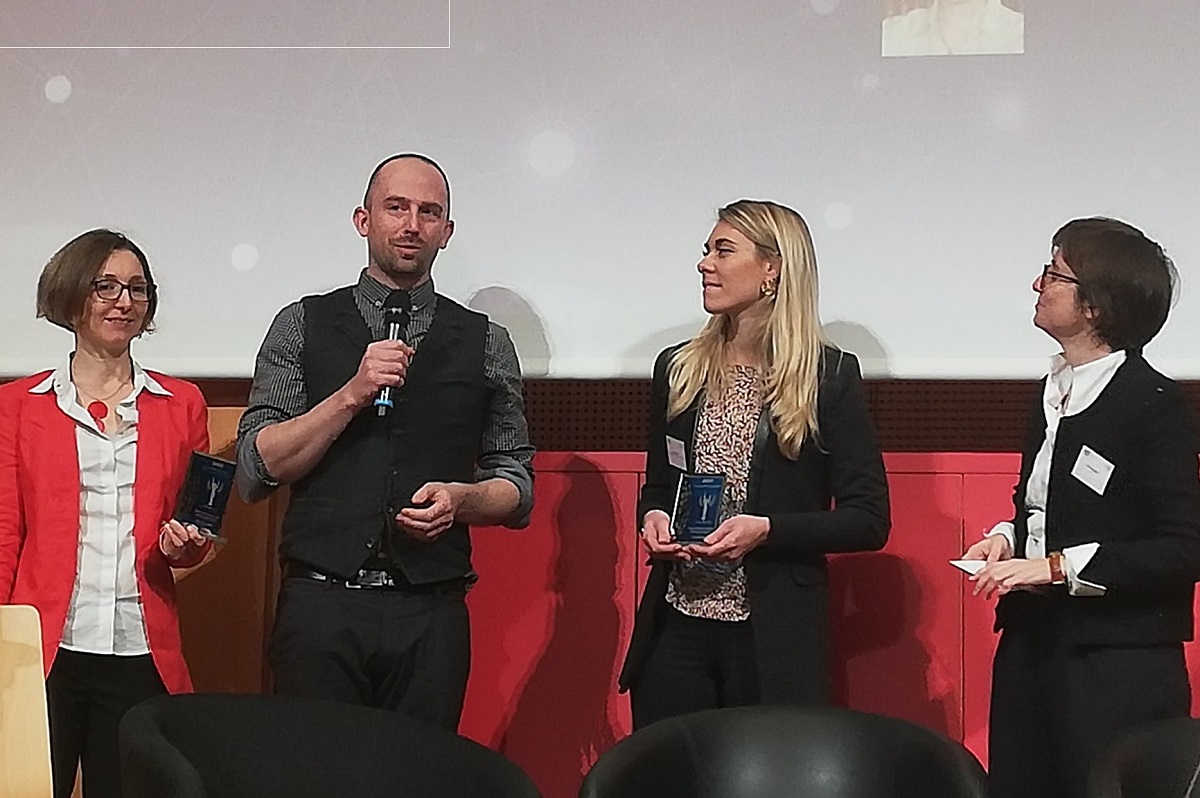 Le centre de compétences transfrontalières (NovaTris) à l’Université de Haute-Alsace a reçu le prix du public « Mon innovation pédagogique » lors du colloque IDEFI